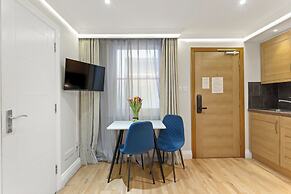 Cleveland Residences Russell Square