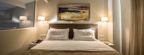 Swell Boutique Hotel