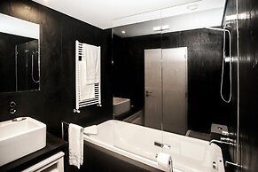In Porto Gallery Guesthouse