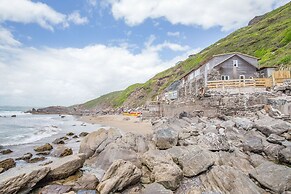 Beachcomber's Cottage