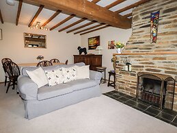 4 Mowhay Cottages