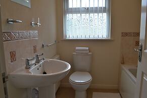 Thornbury Holiday Park