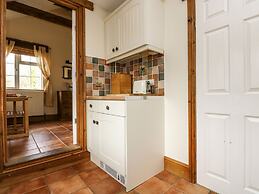 Manor Farmhouse Cottage