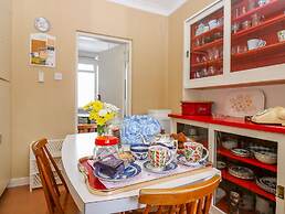 Bay View Apartment