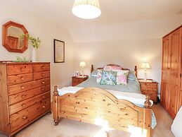 Hollyhedge Cottage