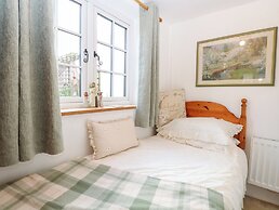 Hollyhedge Cottage