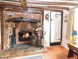 Hollyhedge Cottage