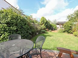 Hollyhedge Cottage
