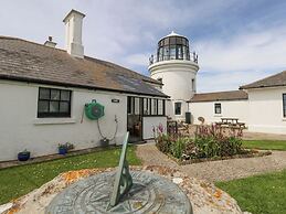 Old Higher Lighthouse Stopes Cottage