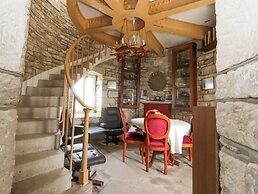 Old Higher Lighthouse Stopes Cottage