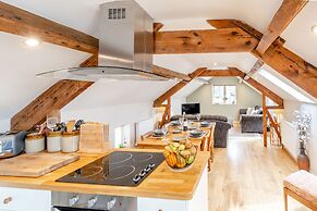 Upstairs Downstairs Cottage