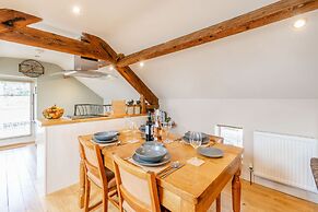 Upstairs Downstairs Cottage