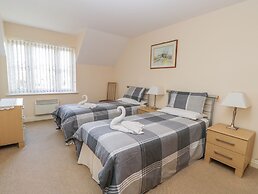 Whitby Harbour Retreat