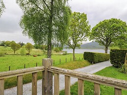 The Four Oaks Chalet