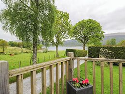 The Four Oaks Chalet