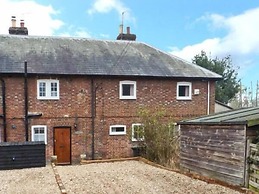 3 Apsley Cottages