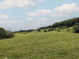 79 Laurel Bank