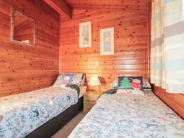 Hawthorne Lodge