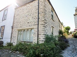 Castle Hill Cottage