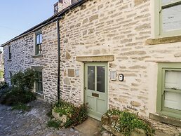 Castle Hill Cottage