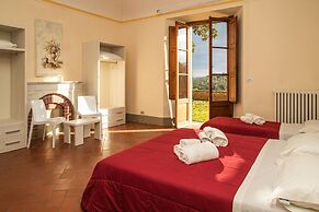 Villa Norcenni Aparthotel