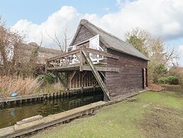 Cygnus Boathouse