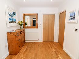 Maelog, 14 Tides Reach