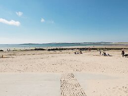 Maelog, 14 Tides Reach