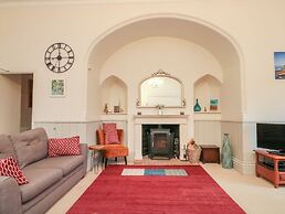 Apartment 1 Sneaton Hall