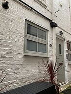 Demeter Holiday Cottage