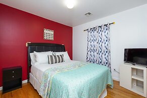 Racpanos Modern Stay on Forrest Street