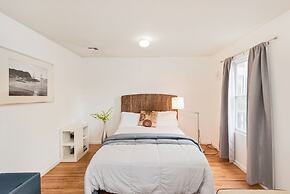 Racpanos Modern Stay on Forrest Street