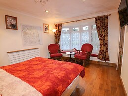 The Annex at 60 Rectory Lane