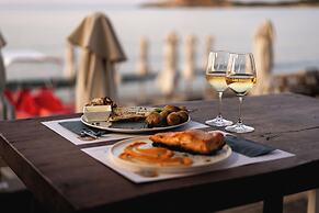 Nostos Beach Boutique Hotel