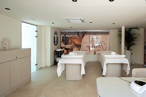Nostos Beach Boutique Hotel