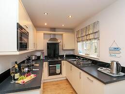 Dotty's Sunshine Cottage