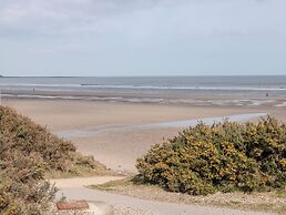 Dotty's Sunshine Cottage