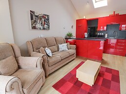 Troloss Lodge