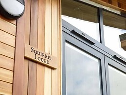 Squirrel Lodge