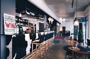 Eyja Guldsmeden Hotel