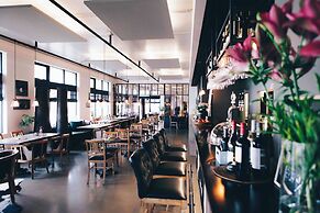 Eyja Guldsmeden Hotel