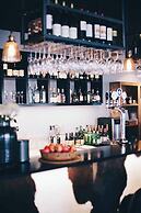 Eyja Guldsmeden Hotel