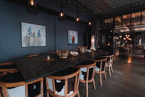 Eyja Guldsmeden Hotel