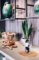 Eyja Guldsmeden Hotel