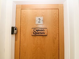 Captain's Quarters - Apartment 2