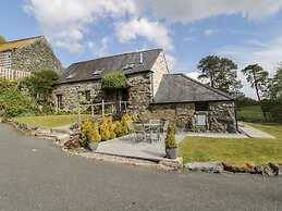 Cyffdy Cottage - Tegid