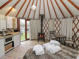 The Lakeside Yurt