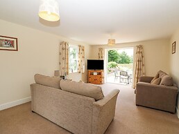 Summer Farm Cottage