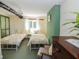 1 Westcroft Cottage
