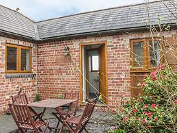 Acorn Cottage 2